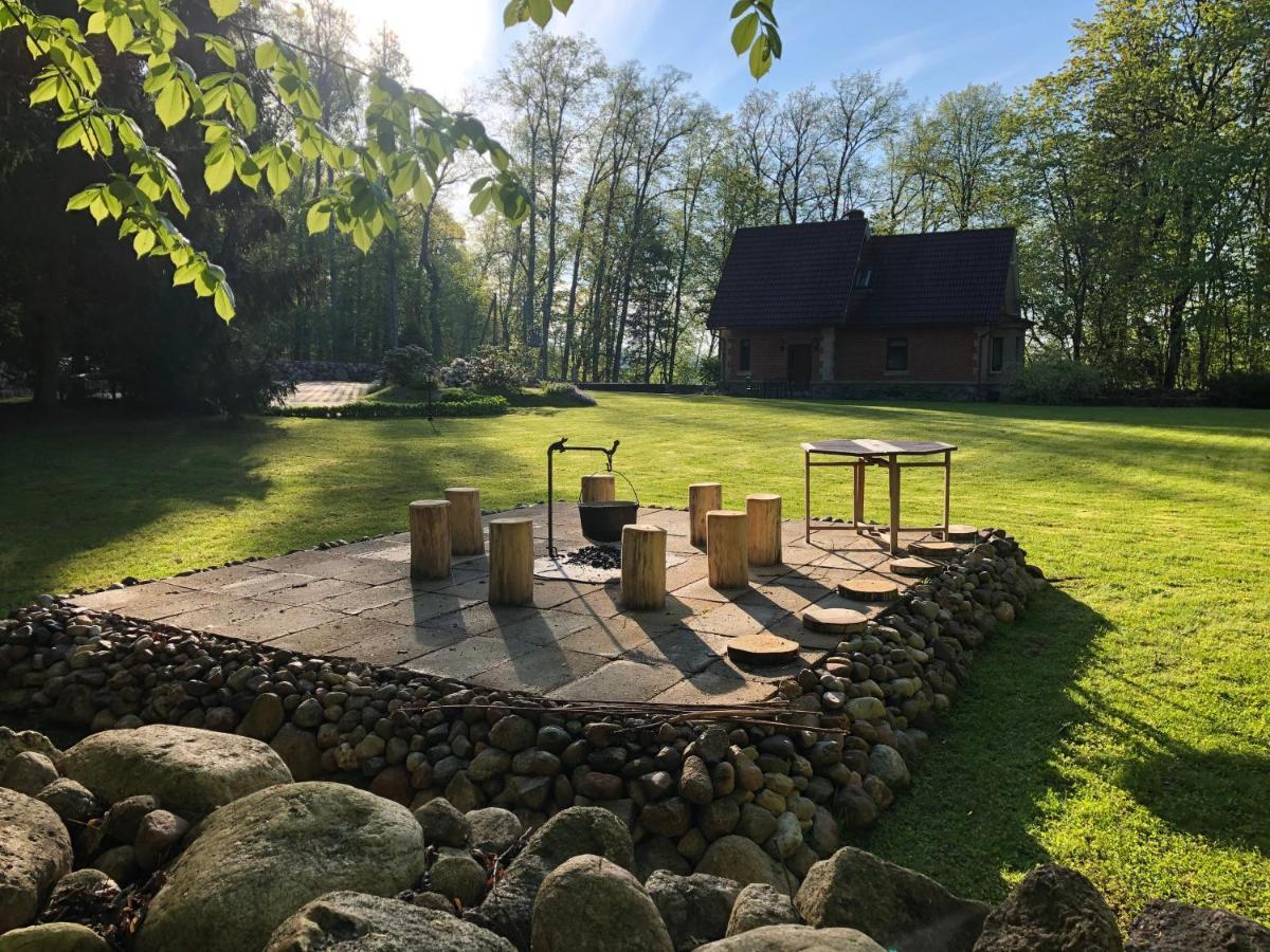 Mednieku Namins Vila Sigulda Exterior foto